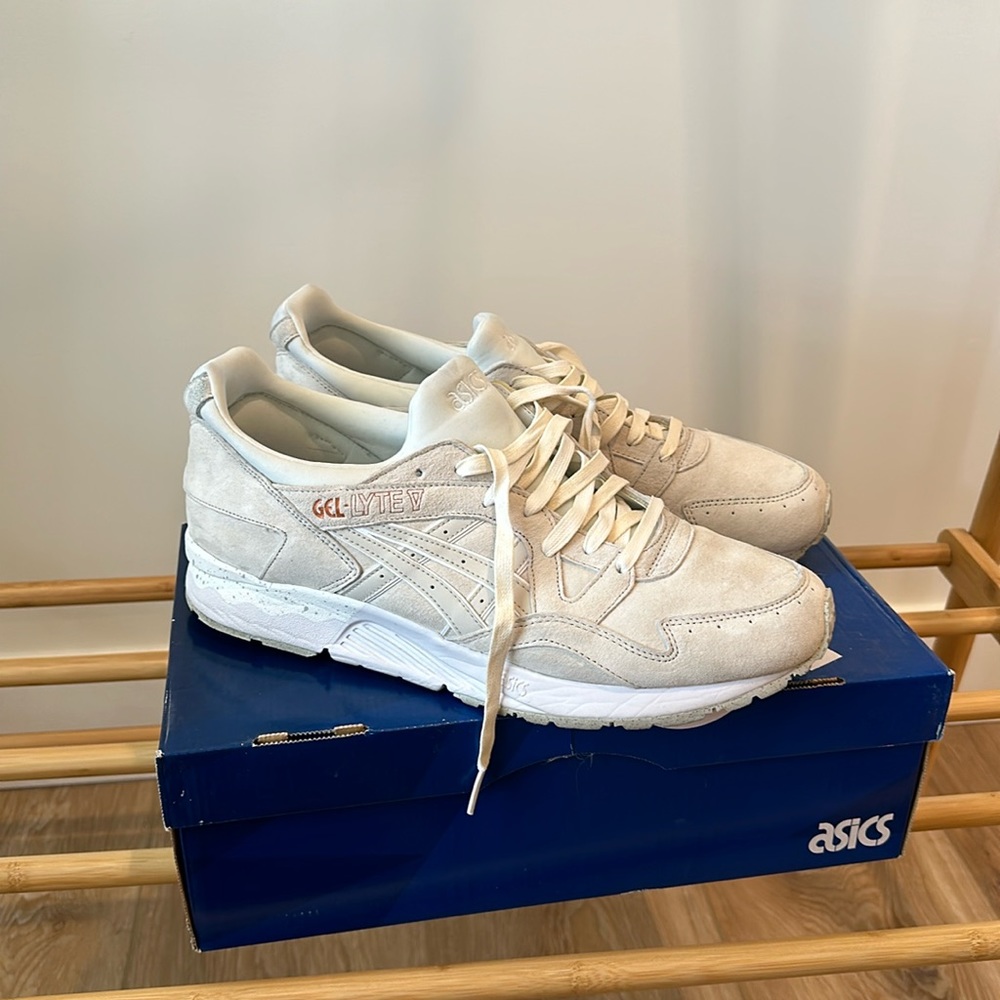 ASICS Gel-Lyte V (5) in white, Men’s 13